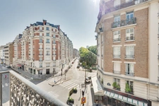 PARIS 15E - COMMERCE 8
