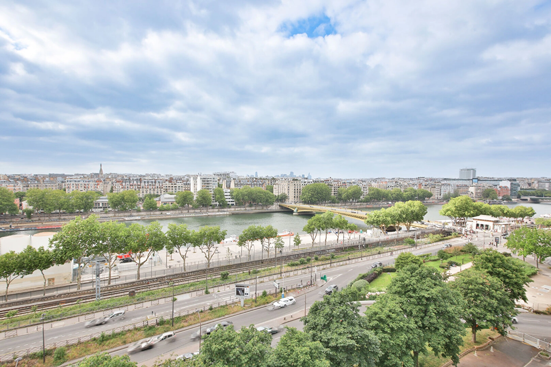 PARIS _ TOUR  ORPHEE _ 5 pièces 114 m2 + 2 terrasses 17 m2 5