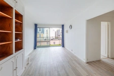 PARIS 15E - SAINT CHARLES 4