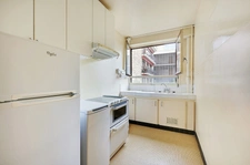 PARIS 15 - VILLAGE SAINT-CHARLES 12