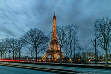 PARIS 16E - TROCADERO 4