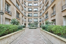 PARIS 16 - JASMIN 12