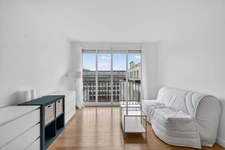 PARIS 15 - RUE DE VAUGIRARD 2