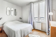PARIS 18 - RUE CONSTANCE 1