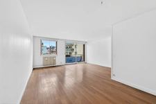 PARIS 15 - RUE FRANCOIS VILLON 1