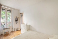 PARIS 18 - RUE LEPIC 5