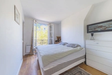 PARIS 20 - RUE DES PYRENEES 3