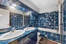 PARIS 20 - RUE DE LA DUEE 9