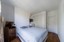 PARIS 20 - RUE DES PYRENEES 4
