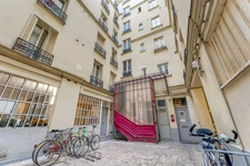 PARIS 10 - FAUBOURG SAINT-MARTIN 13