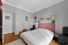 SAINT-CLOUD / QUARTIER MONTRETOUT 10