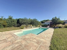 Piscine - Maison en pierre
