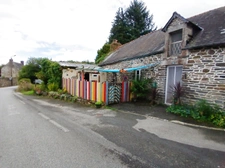 Charmante maison en pierre avec dépendance