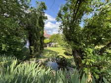 Longère rénovée de 240m2 environ dans un écrin de nature, sa