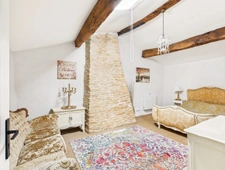 230 sqm property with five bedrooms, swimming pool and outbu