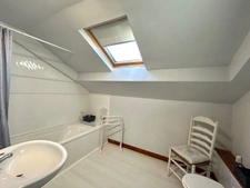 Country Estate with 3 Homes, Lake, Woodland, 14 Hectares & 2