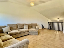 Maison de maitre, 4 chambres, salle de jeux, économique, lim