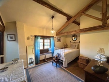 Country Estate with 3 Homes, Lake, Woodland, 14 Hectares & 2