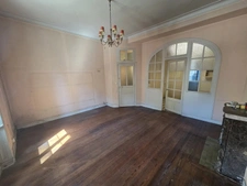 RARE ! Appartement avec grand jardin et annexes aménageables !