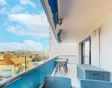 T4  avec terrasse et parking – Antibes / Juan-les-Pins