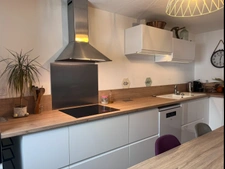 APPARTEMENT 68 M2 - 2 CHAMBRES -  GARAGE FERMÉ