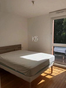 DOURDAN - 3 PIECES 56m², BALCON, 2 PLACES DE PARKING EN SOUS-SOL –SANS VIS A VIS