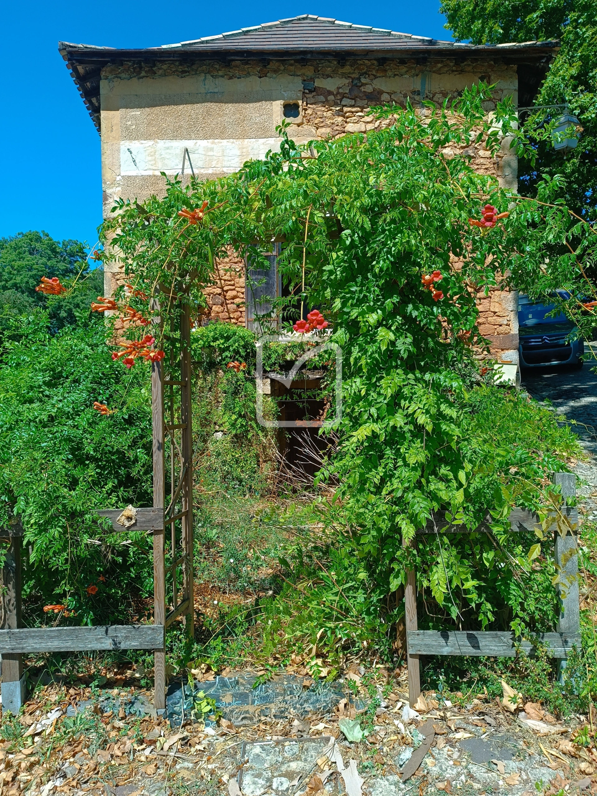 Maison 5 pièces 110 m² · à Biron · 110 m² · 162 000 €