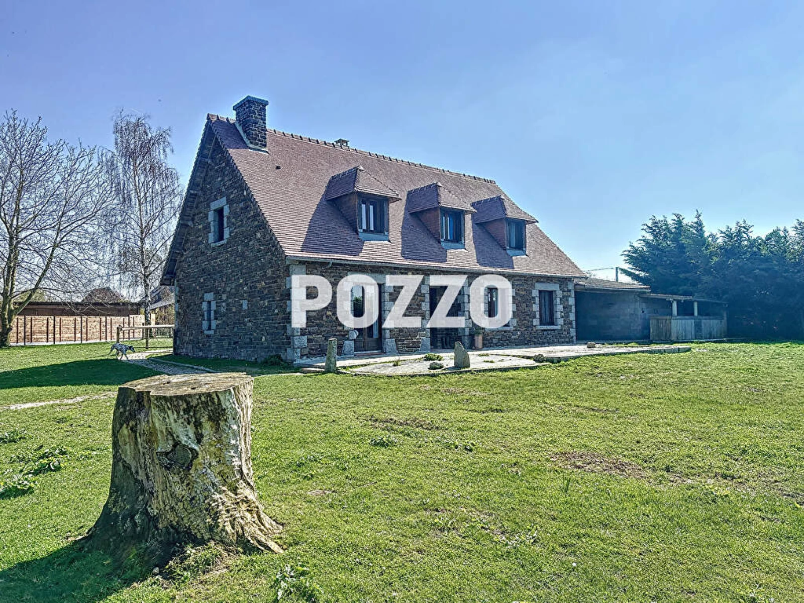 Maison à vendre LE VAL SAINT PERE 8 pièce(s) 145m2 464 500€