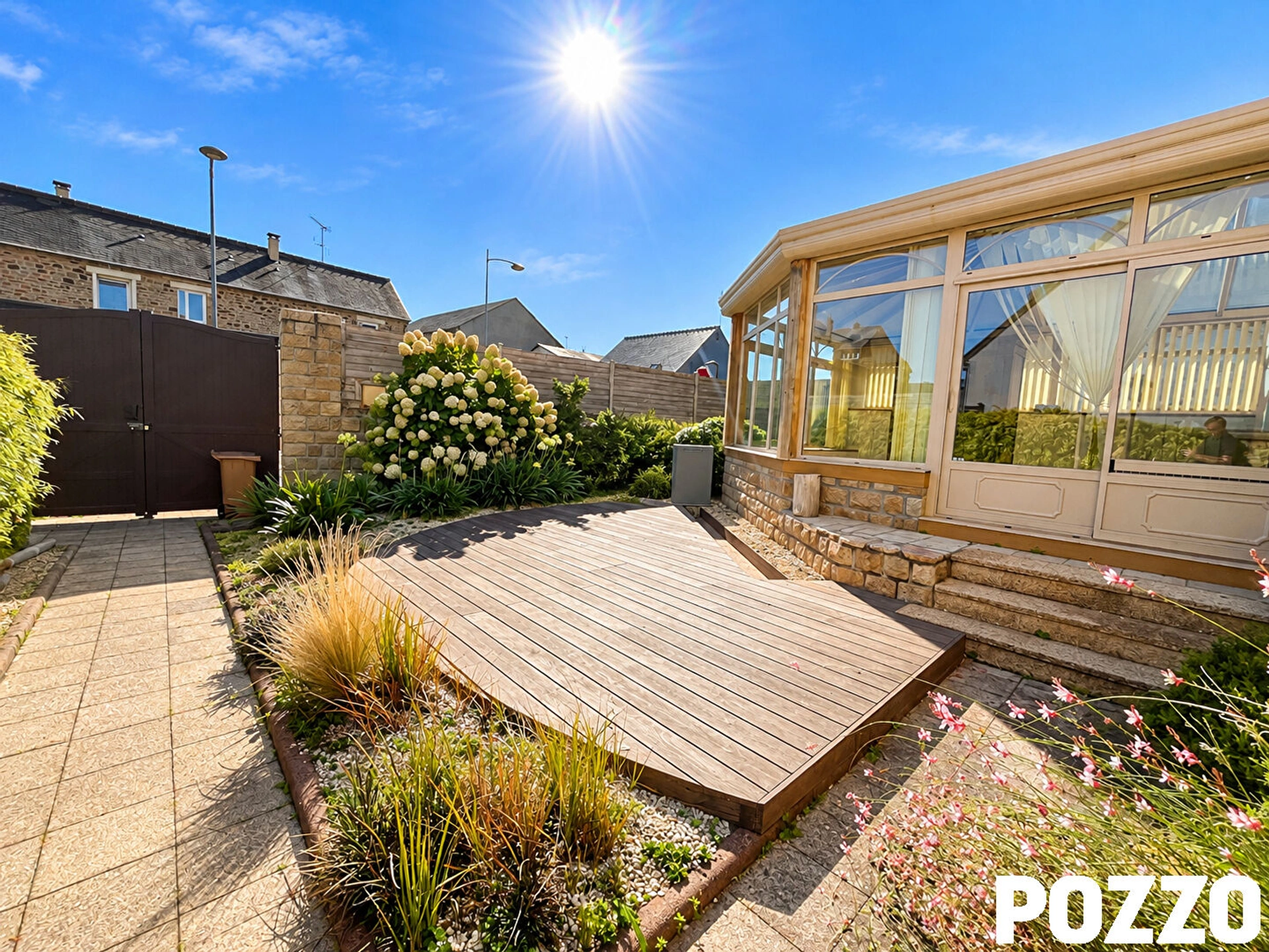 Maison 8 pièces 183 m² · à Saint-Hilaire-du-Harcouët · 183 m² · 274 000 €