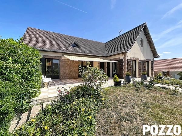 Maison 6 pièces 129 m² · à Bréhal · 129 m² · 450 000 €