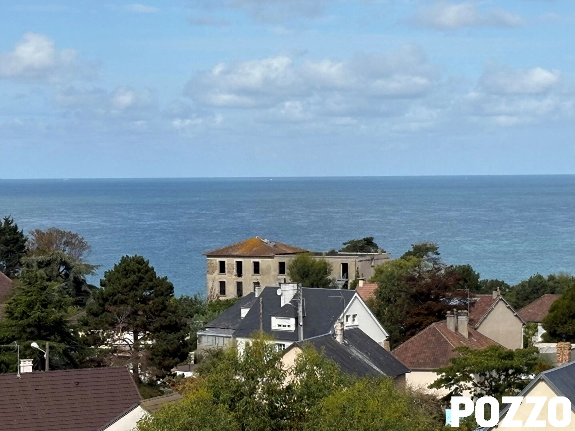 Appartement 3 pièces 92 m² · à Donville-les-Bains · 92 m² · 319 000 €