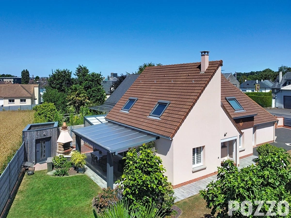 Maison 6 pièces 140 m² · à Vire Normandie · 140 m² · 357 000 €