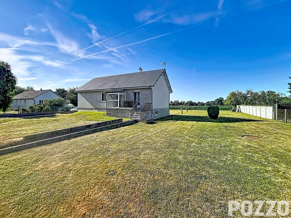A vendre maison de plain pied à saint martin des entrees (14400) · à Saint-Martin-des-Entrées · 242 000 €