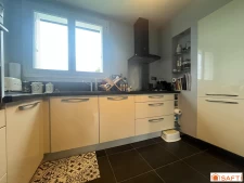 Propriété de 160m2 composée d'une habitation principale de 9...