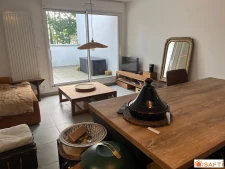 Appartement avec parking, proche du centre ville de Concarne...