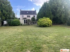 Maison située à Pleuven avec terrain en parti constructible