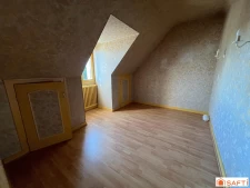 Maison située à Pleuven avec terrain en parti constructible