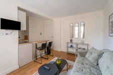 LEVALLOIS PERRET - RUE CHAPTAL 5