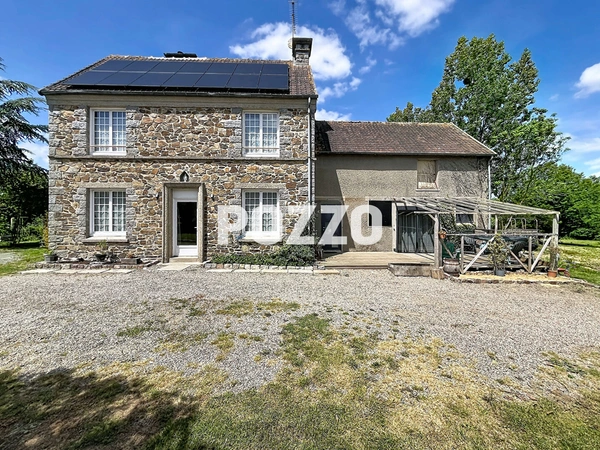 Maison 5 pièces · à Thereval · 245 000 €
