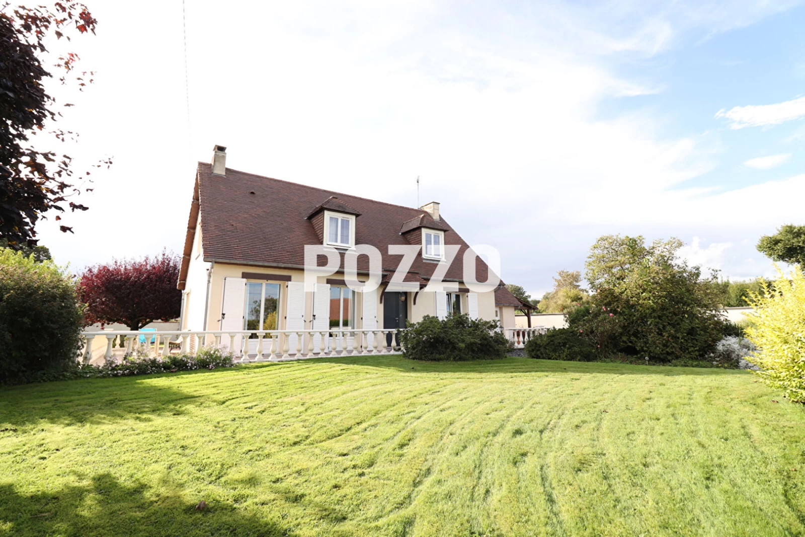 Maison à vendre SAINT PIERRE DE SEMILLY 7 pièce(s) 138m2 260 000€