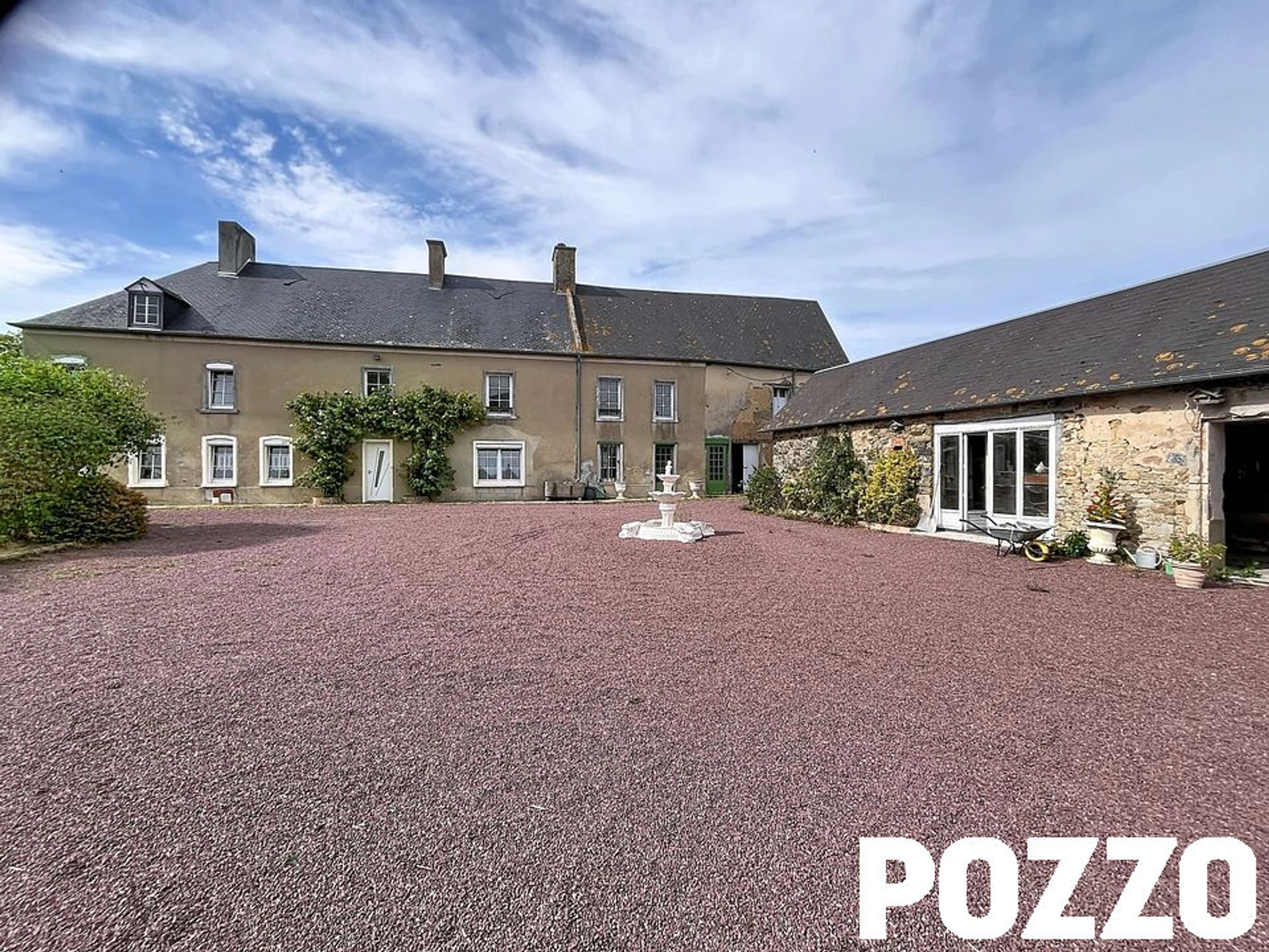 Maison 6 pièces 158 m² · à Saint-Jean-de-Daye · 158 m² · 270 000 €