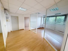 local professionnel hyper-centre