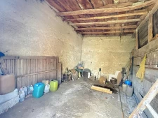 Ferme en pierre à réhabiliter, plus de 300 m² possibles, gra...