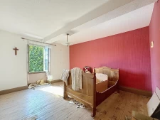 Ferme en pierre à réhabiliter, plus de 300 m² possibles, gra...