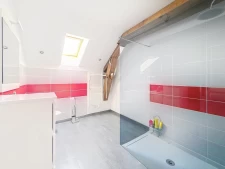 Coublevie, maison en pierre avec jardin, 5 chambres au cœur...