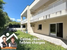Rare à Voiron, T2 de plain-pied avec jardin et parking dans...