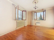 Potentiel et volumes pour cette maison familiale indépendant...