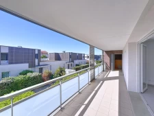 Appartement récent, au calme, ascenseur et grande terrasse