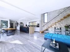 Rare à Coublevie, maison contemporaine avec piscine et vue d...