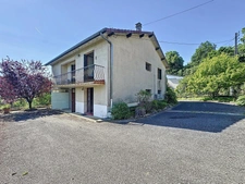 Maison avec vue Chartreuse et terrain, Voiron centre à pied,...